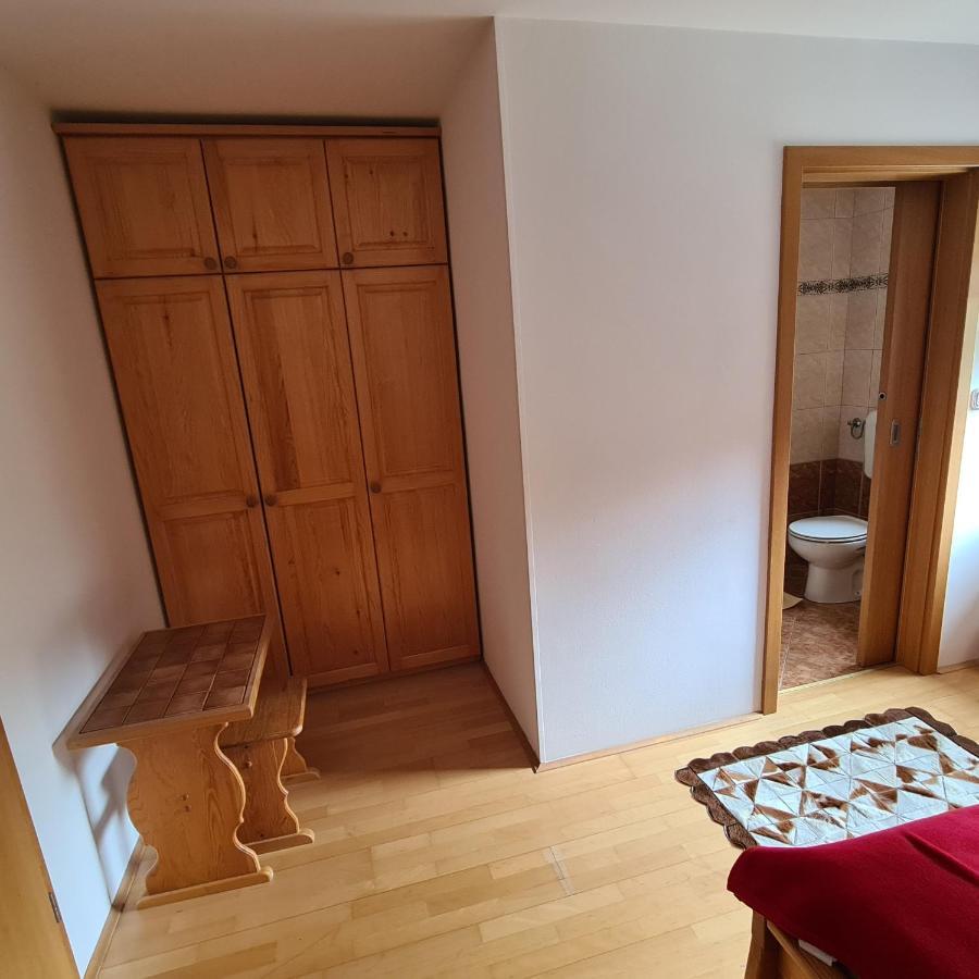 Penzion Pr' Betel Jesenice Kültér fotó