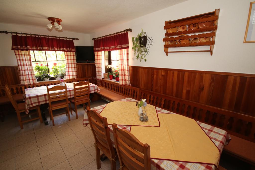 Penzion Pr' Betel Jesenice Kültér fotó