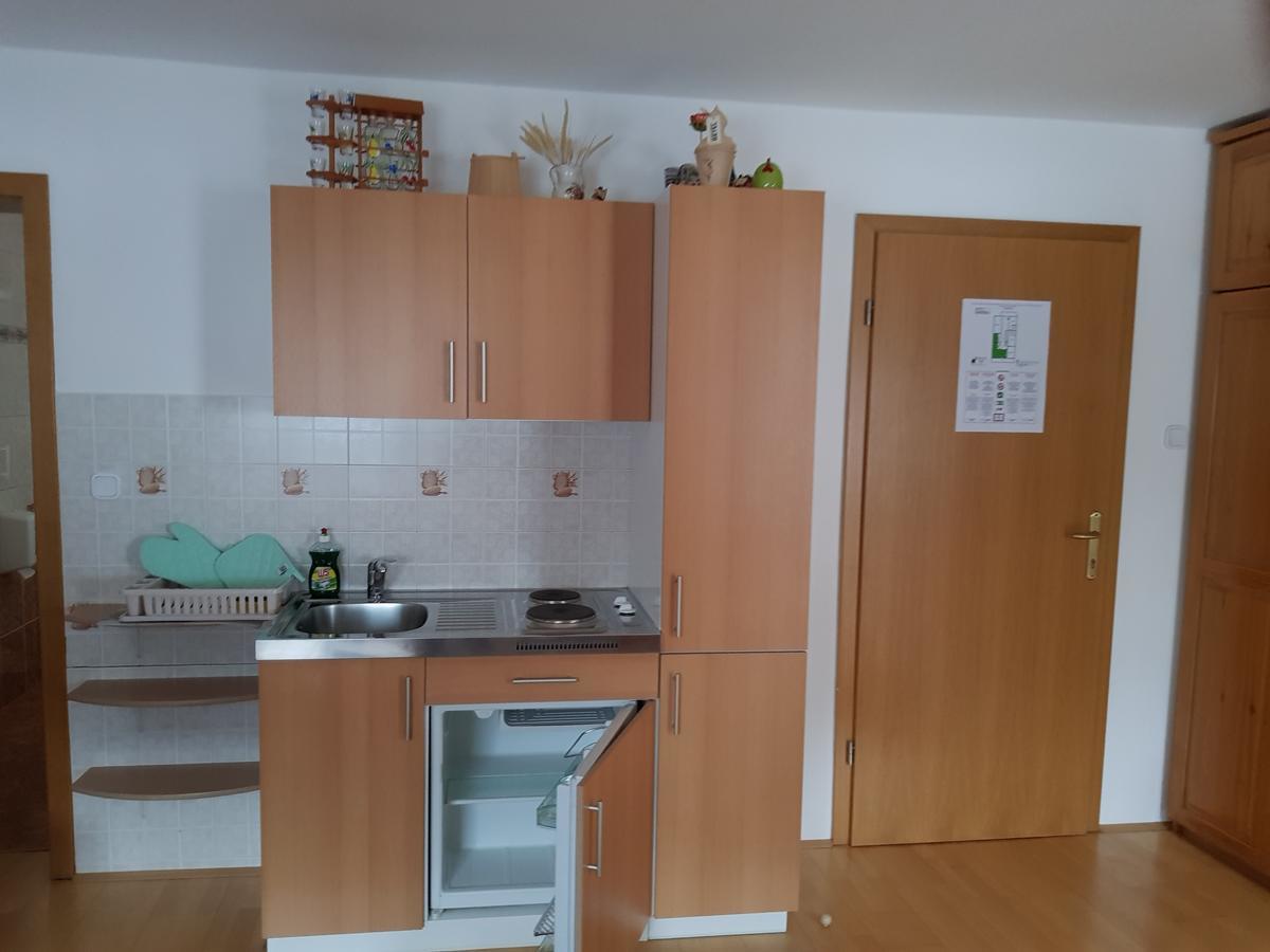 Penzion Pr' Betel Jesenice Kültér fotó