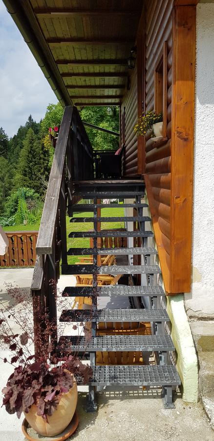 Penzion Pr' Betel Jesenice Kültér fotó